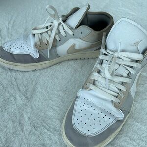 Men’s Nike Jordan 1’s